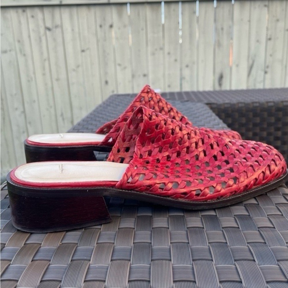Vintage Leather Woven Mules Block Heel Size 8 Red
